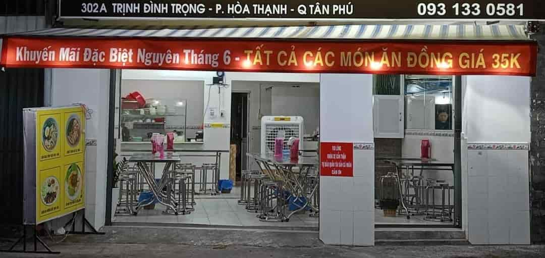 Cần sang nhượng quán cơm, hủ tiếu địa chỉ 302A Trịnh Đình Trọng, phường Hoà Thạnh, quận Tân Phú