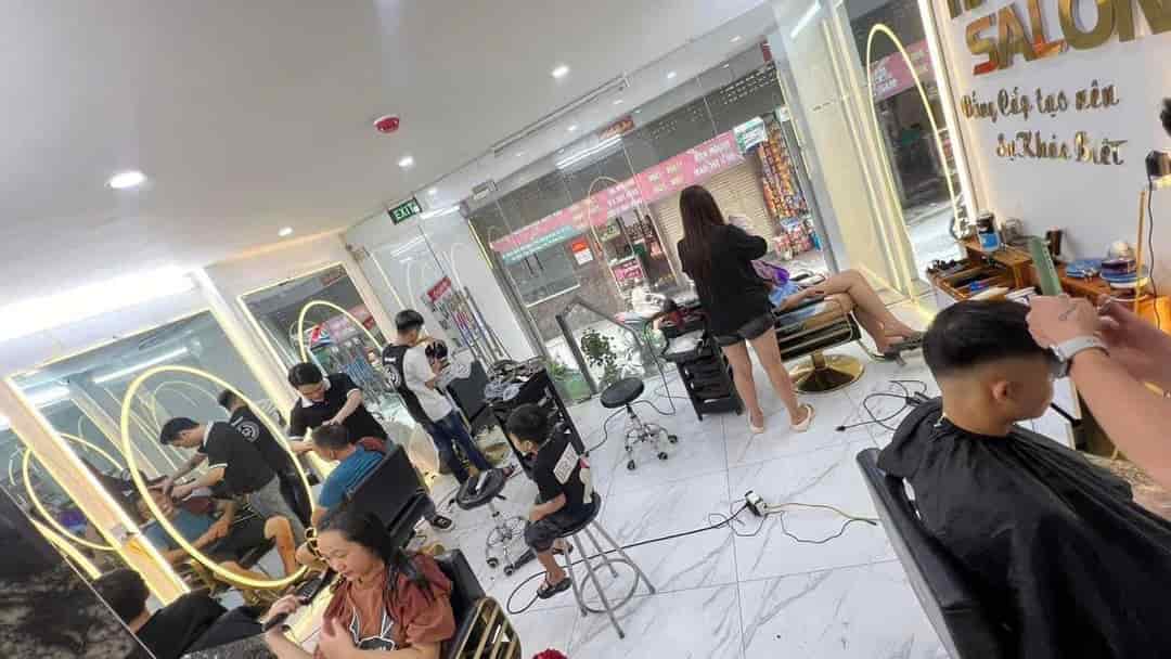 Chính chủ cần sang nhượng salon tóc tại Hà Nội địa chỉ ngõ 8 tổ 2 số nhà 84 Phú Đô