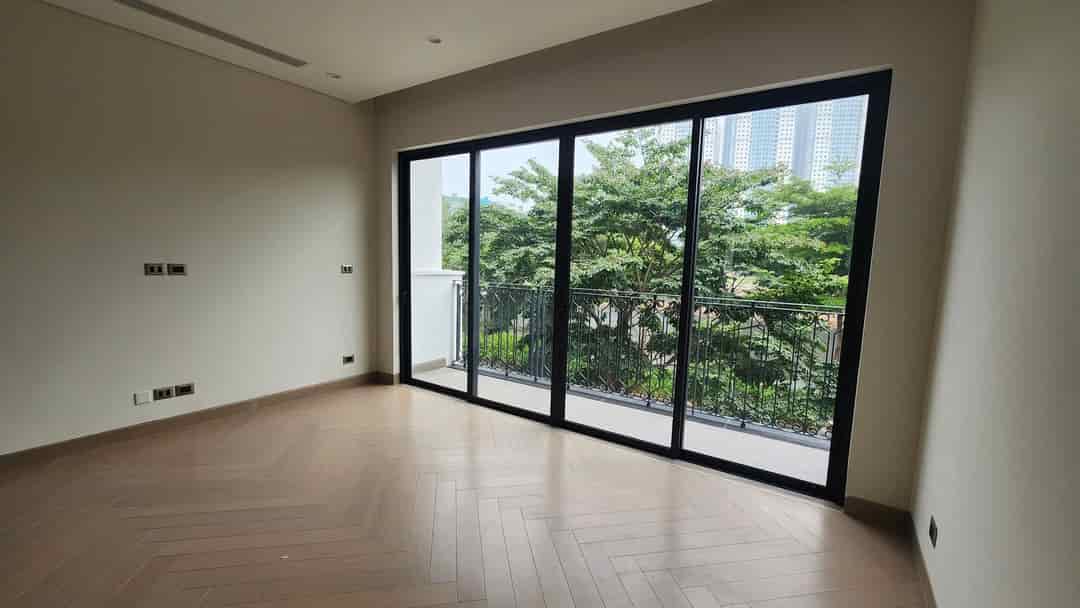 Cần cho thuê căn liền kề 5 tầng 75m2 The manor Central Park Nguyễn Xiển, Hoàng Mai, Hà Nội