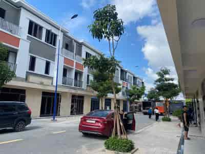 Bán nhà phố 3 tầng Lavela Garden Thuận An chỉ với 745tr, chiết khấu 21%