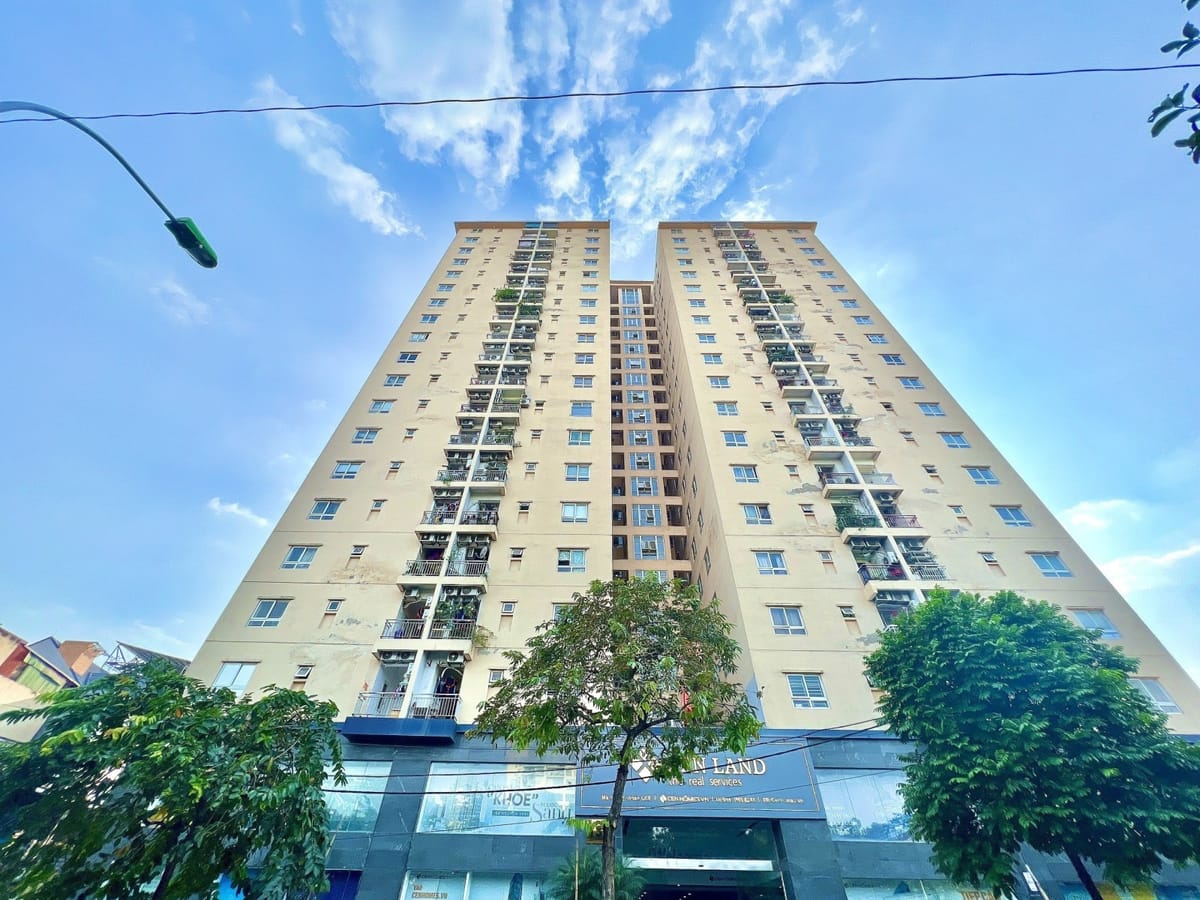 Chủ cần bán căn hộ cccc 137 Nguyễn Ngọc Vũ, Cầu Giấy, 77m2, tầng 7, giá 3.1 tỷ