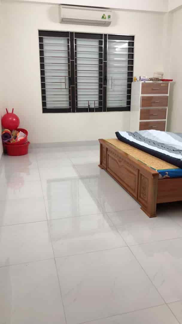 Chính chủ cần bán nhà phố Nghĩa Tân quận Cầu Giấy 40m2, 3T, nhỉnh 15 tỷ ô tô KD