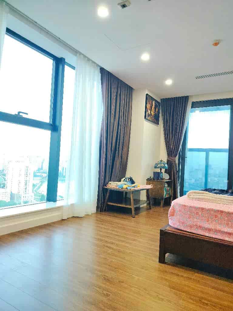 Bán căn hộ chung cư cao cấp Phạm Hùng, căn góc view đẹp, nội thất sang