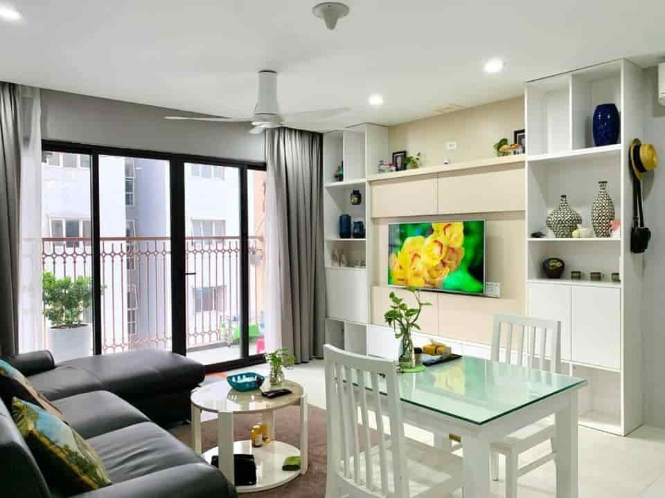 Cho thuê chung cư cao cấp Tân Hoàng Minh, Hoàng Cầu, Đống Đa 70m, 2pn, 2 vs, phun đồ hơn 10 tr