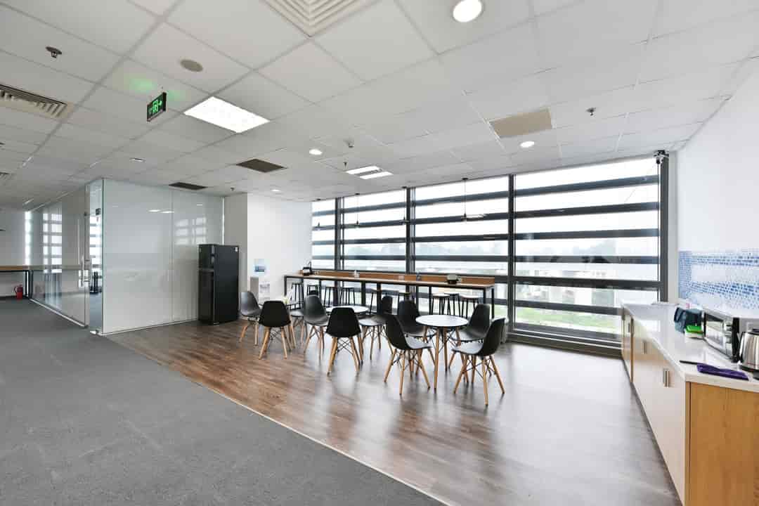 Cho thuê văn phòng hoàn thiện đẹp 600m2 tòa ICON 4, Đê La Thành, quận Đống Đa, giá rẻ nhất