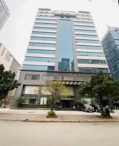 Cho thuê văn phòng công nghệ thông tin 178m2, full nội thất đẹp tòa Hoàng Linh, Duy Tân, Cầu Giấy