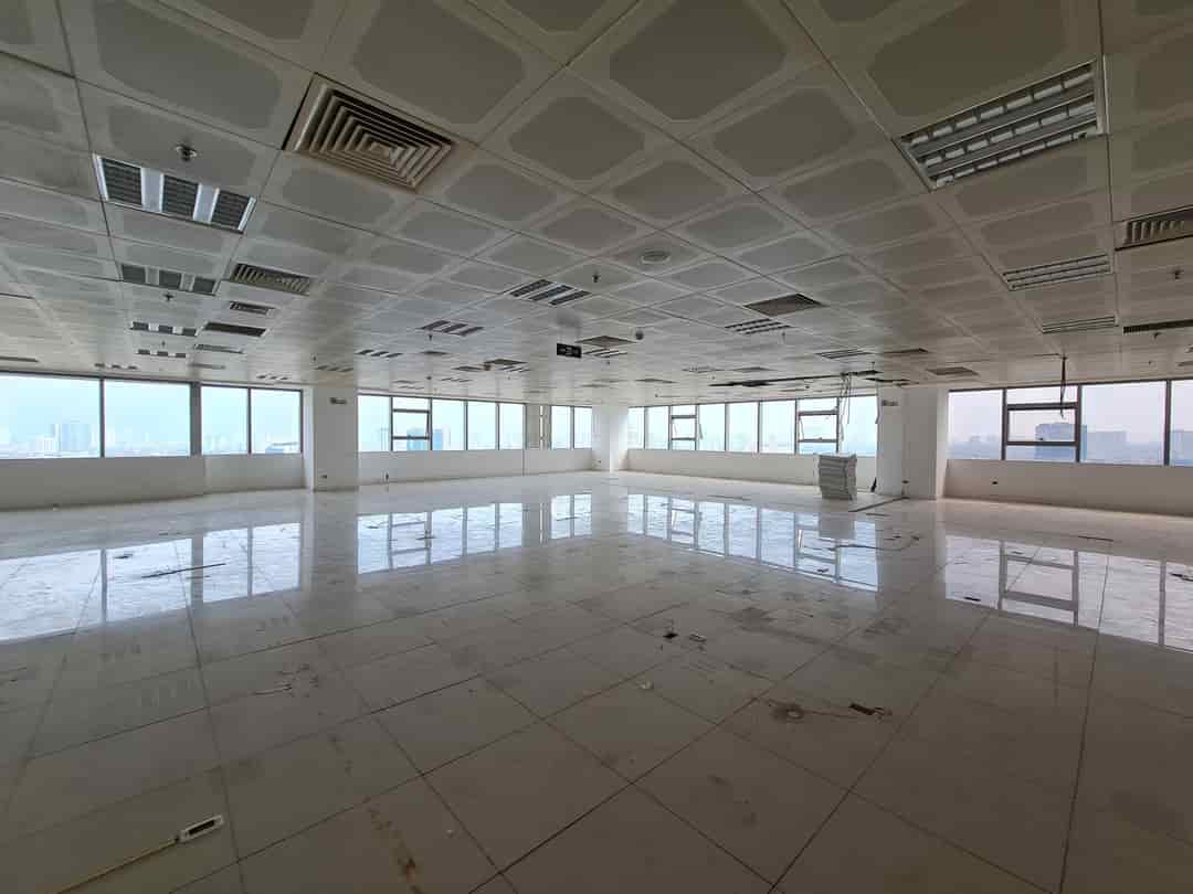 Cho thuê văn phòng đào tạo 300m2, 700m2, 1400m2 tòa Việt Tower, ngã tư Thái Hà, Tây Sơn, Đống Đa