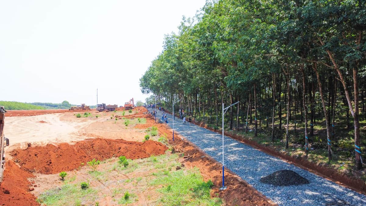 Cần bán lô đất ngộp tại hồ Thác Mơ, Bình Phước, 5x50m, thổ cư 100m2, giá 270 triệu