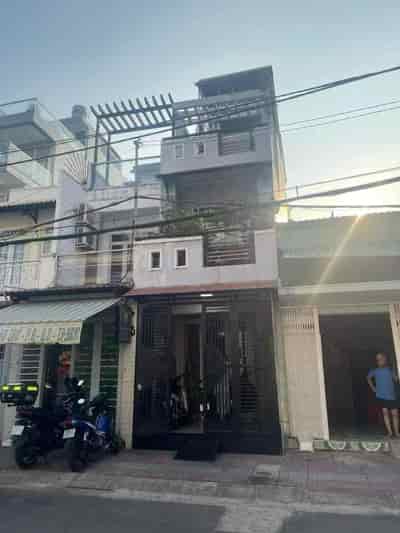 Bán nhà Huỳnh Tấn Phát, Tân Thuận Đông, Quận 7, giá 2 tỷ 250, thương lượng.