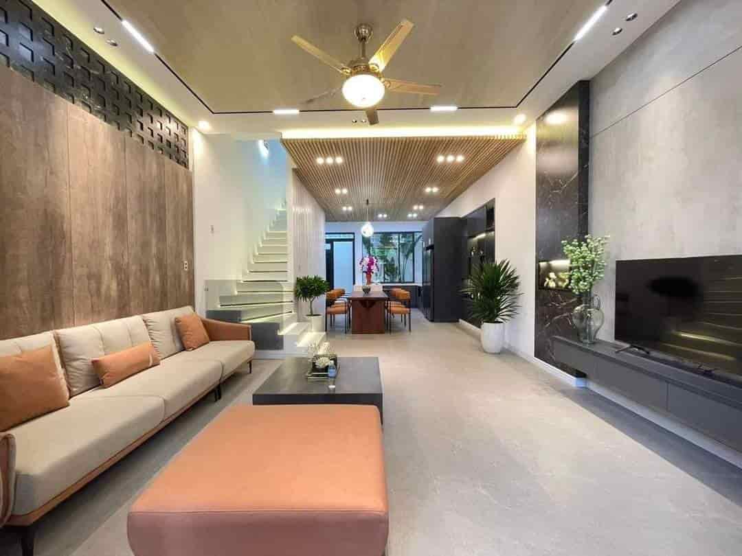 Thanh lý nhà đường Xóm Đất, phường 8, quận 11, giá 3 tỷ 550, sổ hồng, 60m2