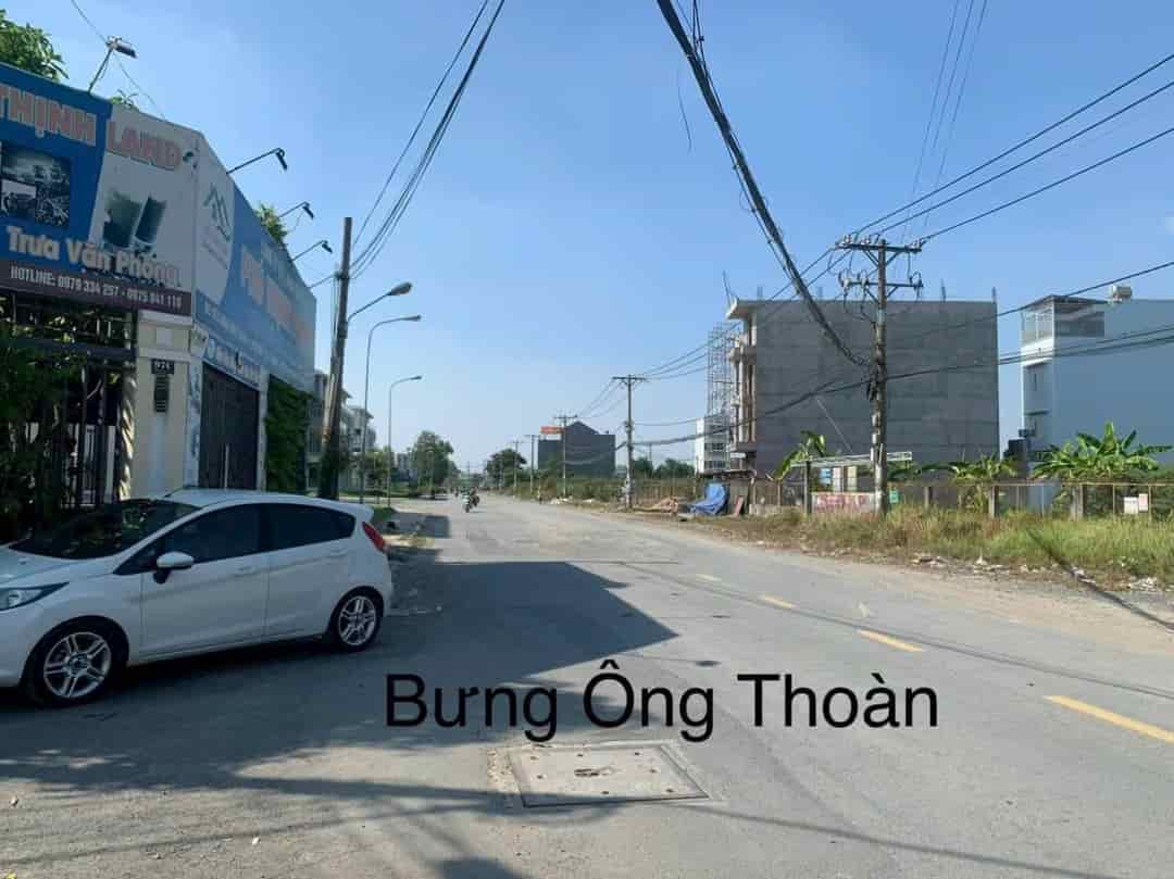 Lô đất Bưng Ông Thoàn Phú Hữu DT 56m vị trí đẹp