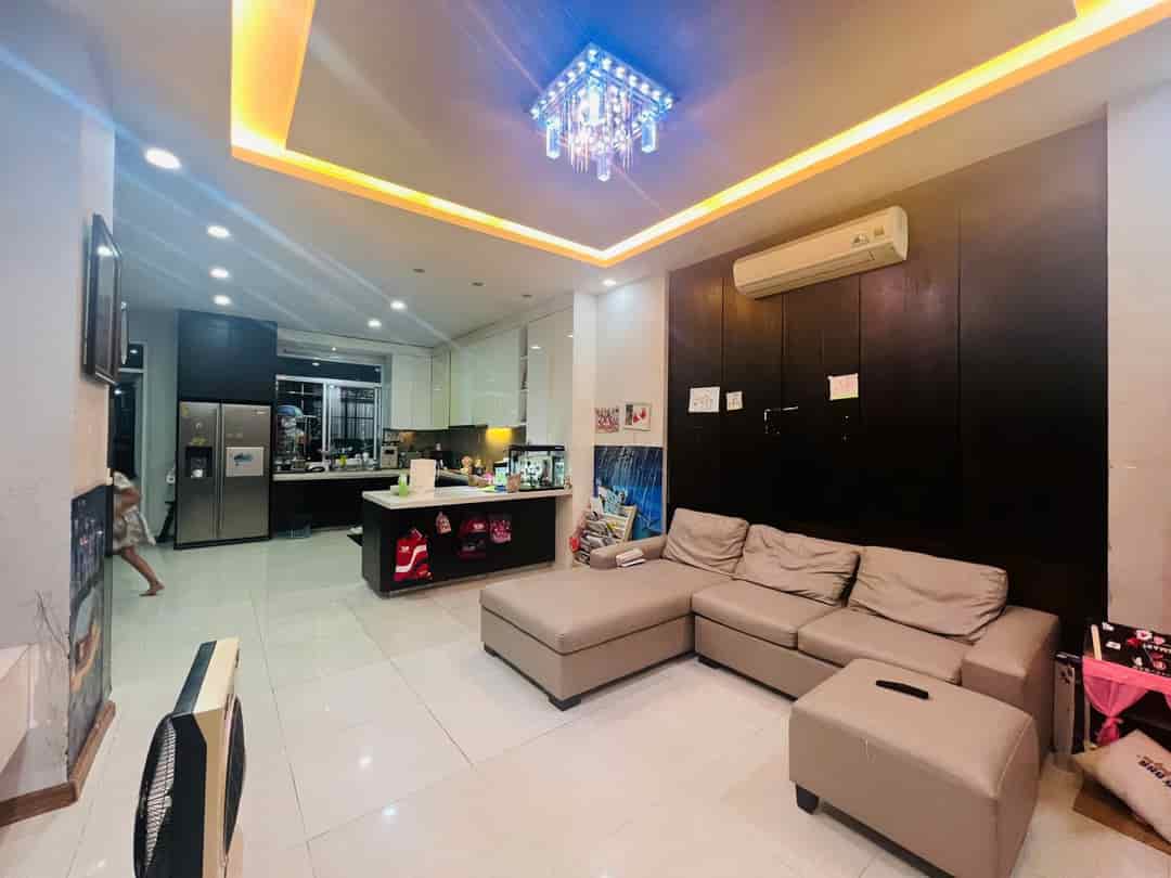 Bán biệt thự Hoja Villa Khang Điền DT 114m, 3 tầng khu vip