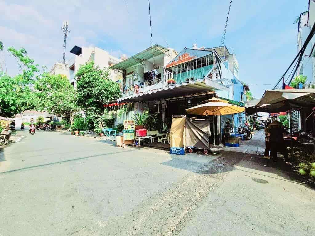 Bán khu phân lô ngay chợ Tân Hương, hẻm xe hơi thông, 64m, 2 tầng, giá 5.x tỷ TL