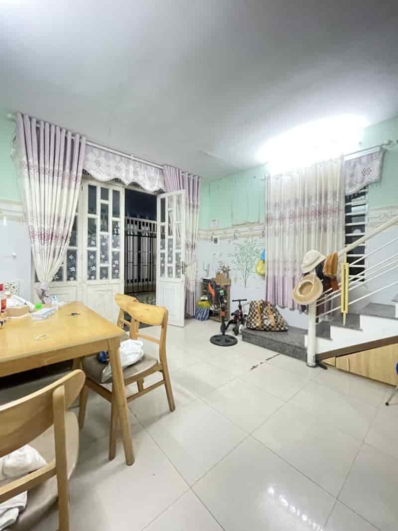 2 mặt kiệt Mẹ Nhu gần Dệt May 29/3, 40m2, 2 tầng, ở ngay, 1.x tỷ