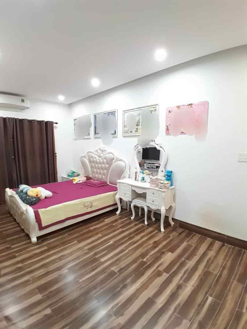 Mặt tiền Ngô Huy Diễn sát cầu Hoà Xuân, 112m2, 3 mê, hiện đại, 7.x tỷ