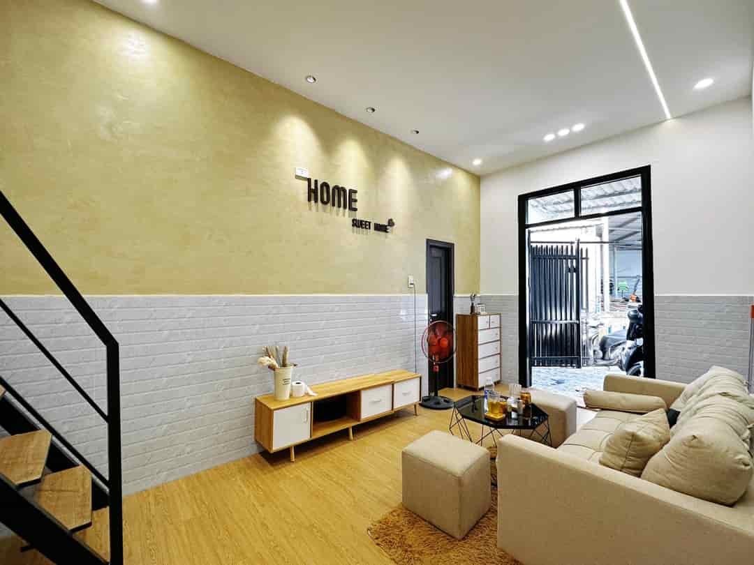 Nhà Trần Cao Vân gần Nguyễn Tất Thành, 58m2, lửng đúc, 1.67 tỷ