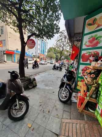 Sang nhượng cửa hàng hoa quả trái cây tại 48 Bà Triệu, Hà Đông, Hà Nội