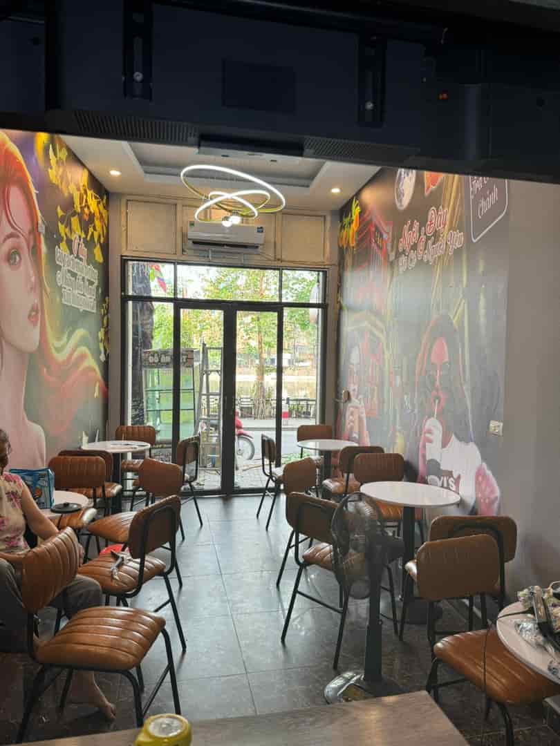 Sang nhượng quán cafe, nước ép, trà sữa Hồ Văn Chương, Đống Đa, HN