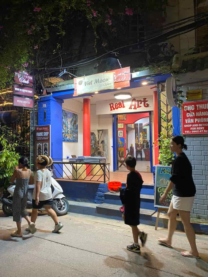 Cho thuê cửa hàng mặt phố Tô Ngọc Vân, Quảng An, Tây Hồ, Hà Nội
