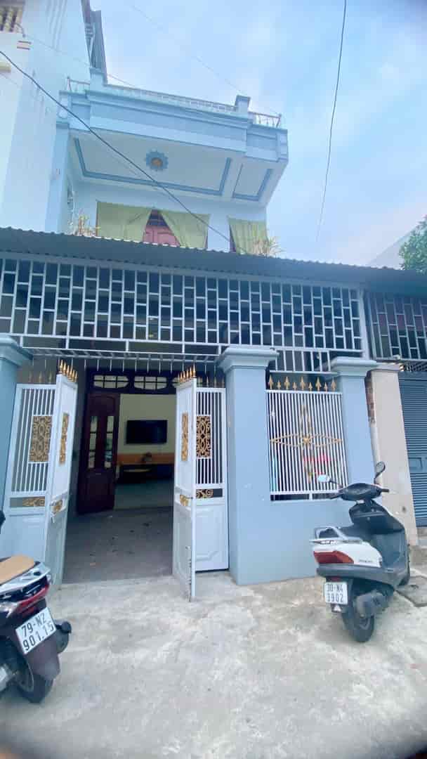 Bán nhà 3 tầng đường ô tô gần trường Vĩnh Hoà Phường Vĩnh Hoà giá 4tỷ380 ( thương lượng nhẹ)
