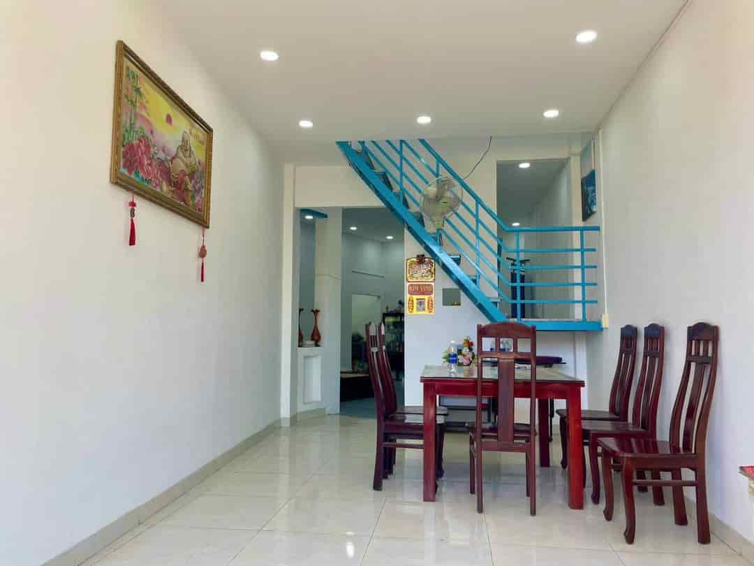Bán nhà hẻm 22 gần khu đô thị VCN Phước Long, Nha Trang