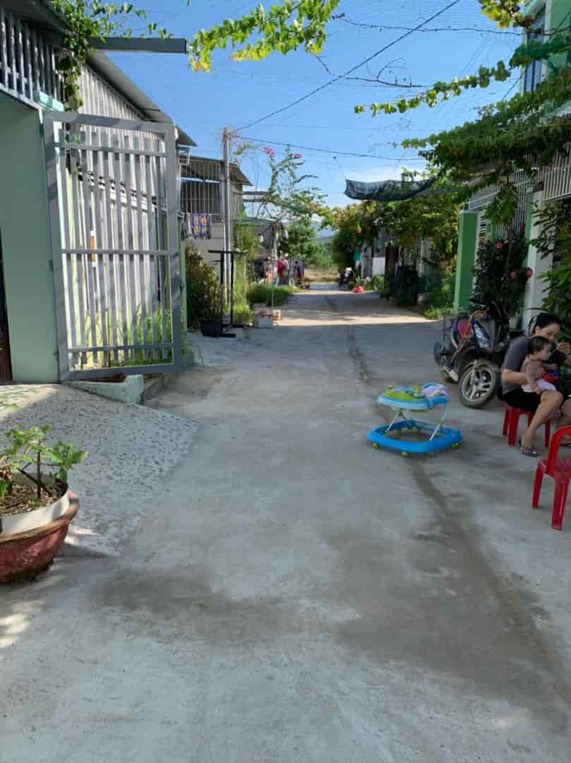 Bán đất tặng nhà cấp 4 khu Hòn Thơm, Vĩnh Ngọc, Nha Trang