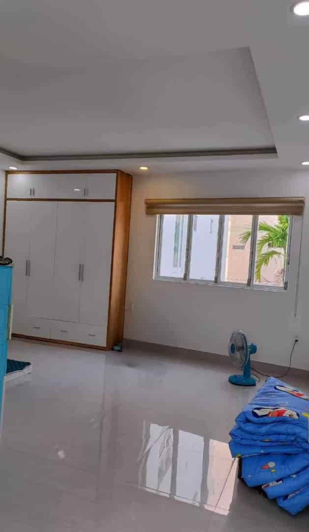 Bán nhà tttp 2 tầng hẻm Đồng Nai , Phước Hải, Nha Trang