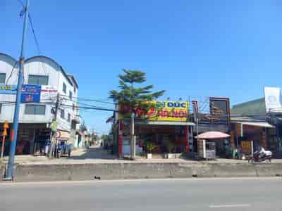 Bán nhà 2 mặt tiền đường Trần Văn Giàu, ấp 5, Phạm Văn Hai, Bình Chánh, gần cầu Đôi