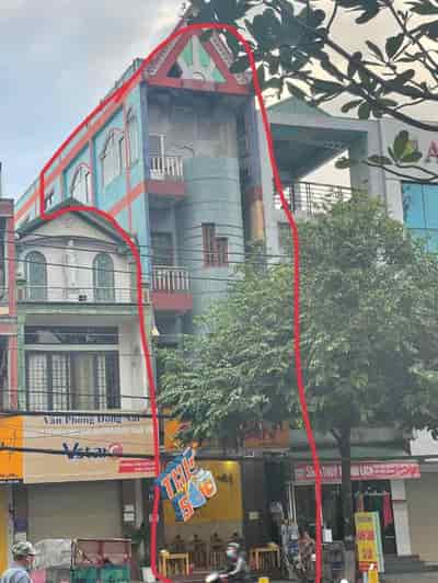 Sang nhượng quán bánh canh địa chỉ Nguyễn Ái Quốc, Biên Hoà, Đồng Nai