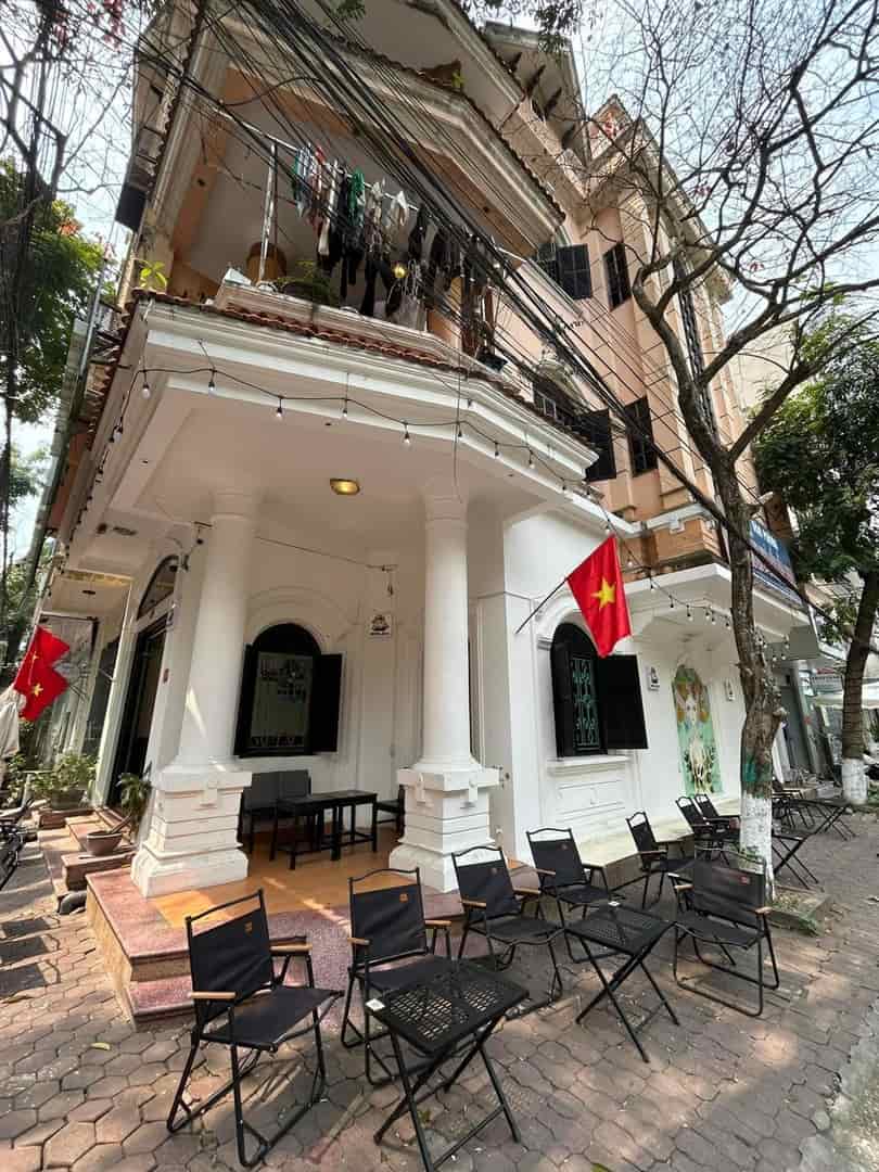 Sang nhượng, thanh lý quán cà phê, quán ăn lô góc vị trí 2 mặt tiền  thành phố Bắc Ninh.