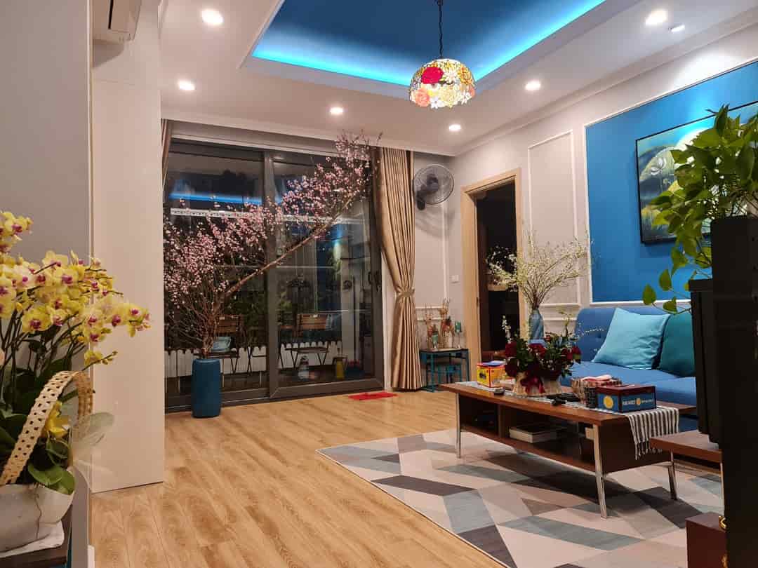 Chính chủ bán căn hộ DA NO-08 Giang Biên, full nội thất đẹp, 72m2, 2PN, 2WC, nhỉnh 2 tỷ