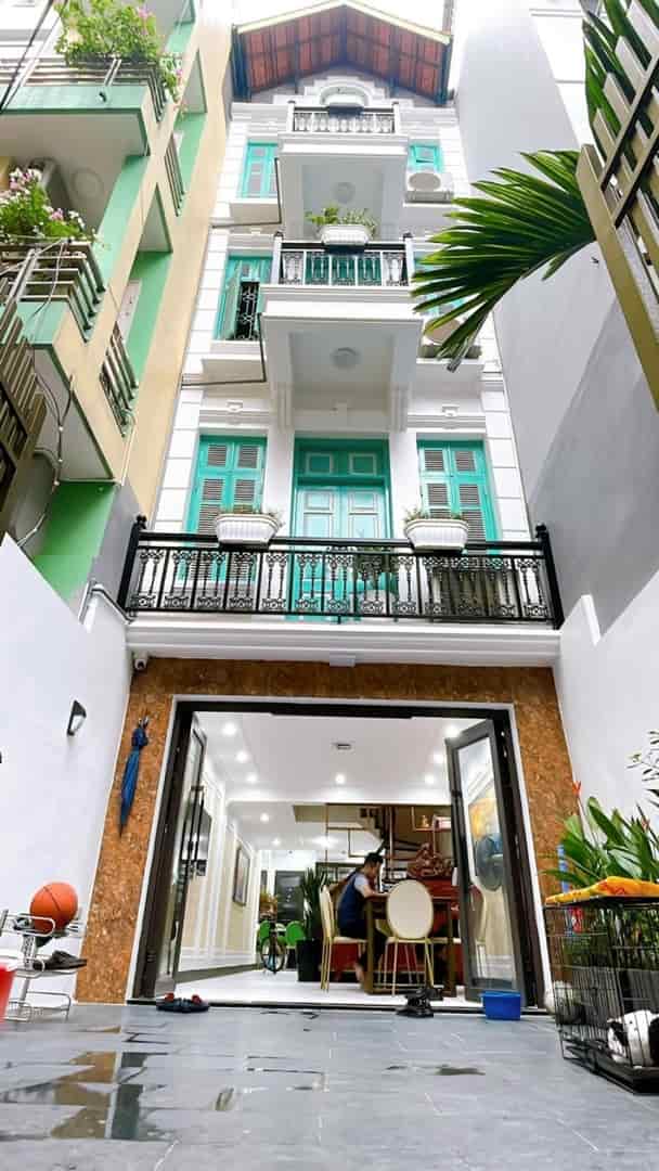 Nhà đẹp dân xây phố Nguyễn Văn Cừ, full nội thất, DT 72m2, 4T, MT 4m, giá 9 tỷ