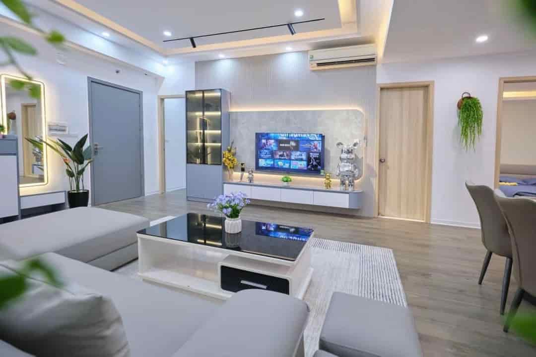 Cần bán căn hộ góc rộng 80m view hồ điều hòa, full nội thất cao cấp tại KDT Thanh Hà Cienco 5