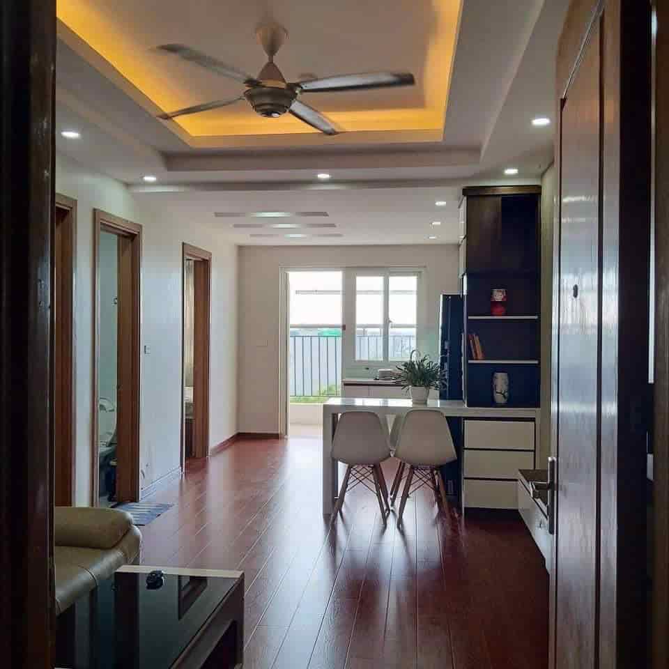 Chính chủ gửi bán căn hộ 2 ngủ ban công Đông Nam view thoáng, đầy đủ nội thất tại KDT Thanh Hà Cienco 5