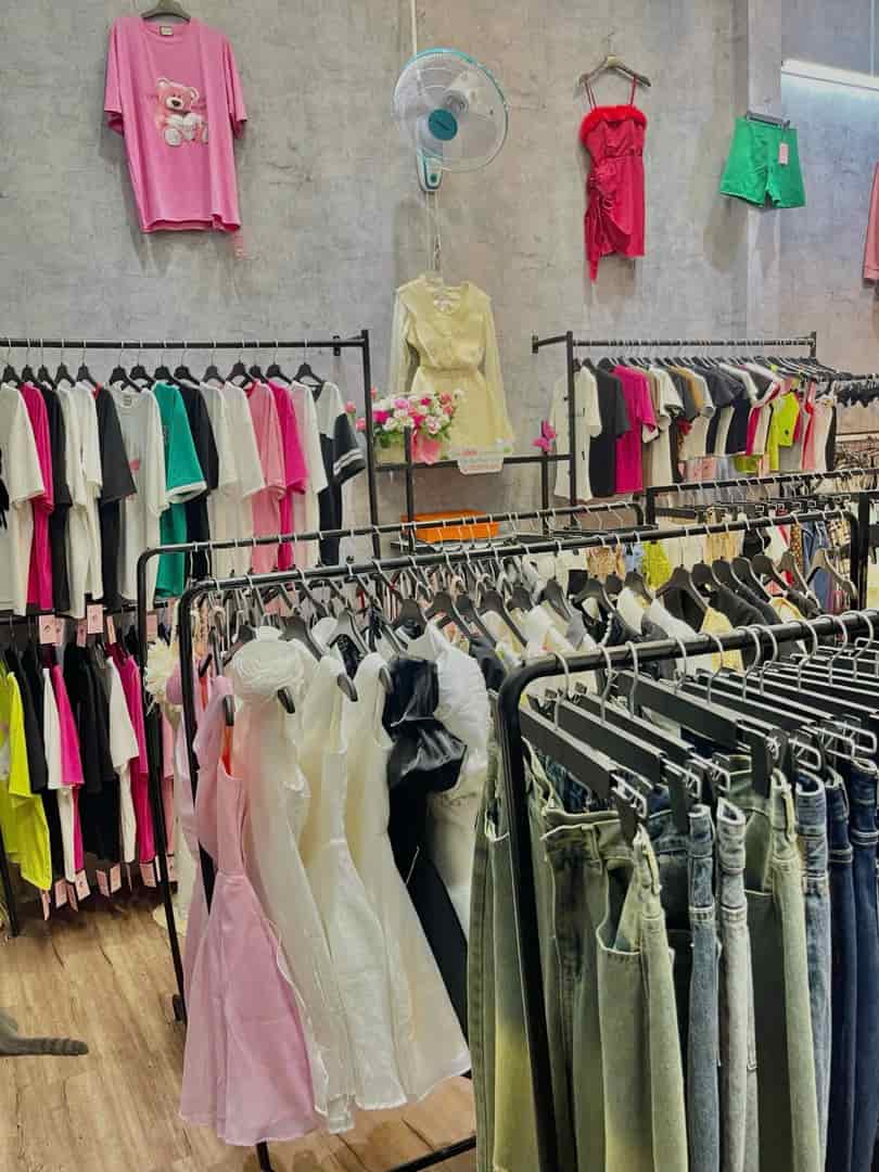 Sang shop quần áo nữ tại đc N3, 5A, Lai Uyên, Bàu Bàng, Bình Dương