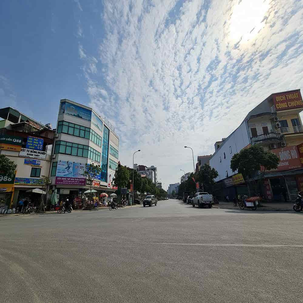Đất trung tâm phường Trâu Quỳ, Gia Lâm, Hà Nội, 60.5m2, đường 13m, giá đẹp