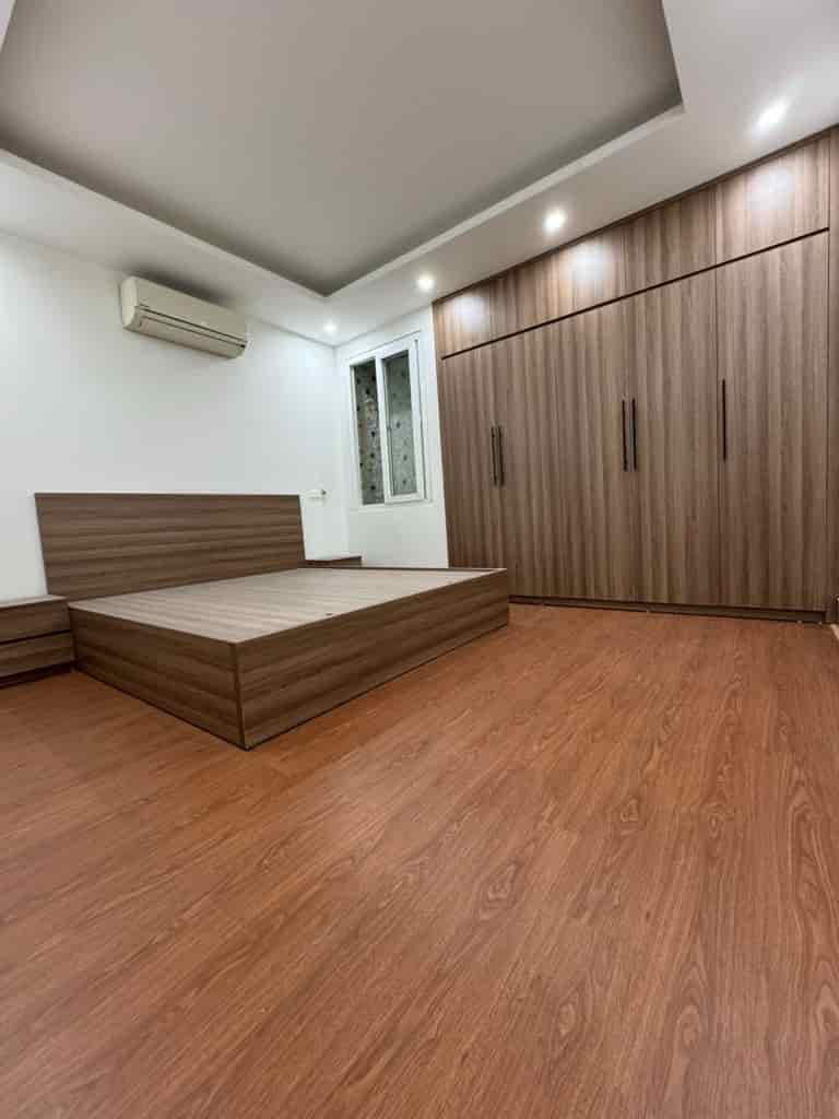 Nhà đẹp kđt Văn Khê 50m2, 4 tầng, giá 13 tỷ, ở ngay, vỉa hè, ô tô tránh, kinh doanh