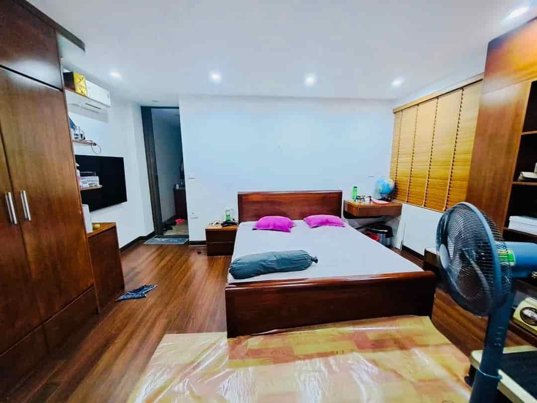 Siêu phẩm Nhà MP lớn quận Hai Bà Trưng 65m2 6T, thang máy mt 5m, kd sầm uất giá 27.5 tỷ