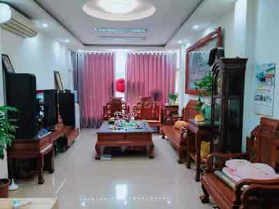Chính chủ cho thuê nhà mặt phố Quang Trung, Hà Đông DT 45m2, 7 tầng, giá 35tr/th