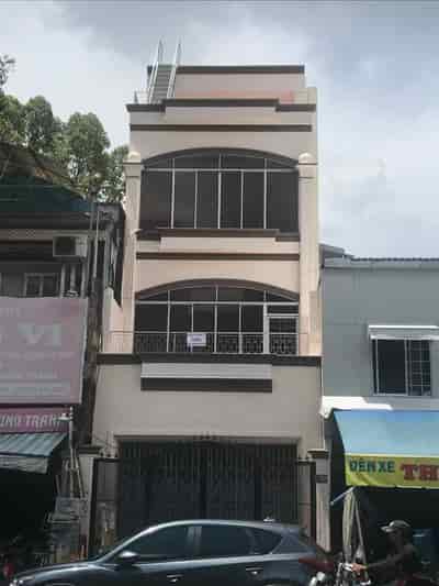 Chính chủ cho thuê nhà nguyên căn mặt tiền đường Trần Phú, quận 5, Tp Hồ Chí Minh