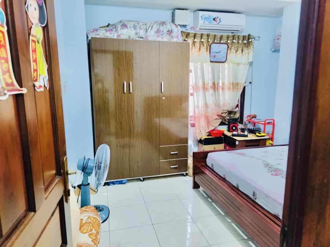 Mặt tiền Đông Hồ, khu chợ Tân Bình 30m2, 4 tầng BTCT