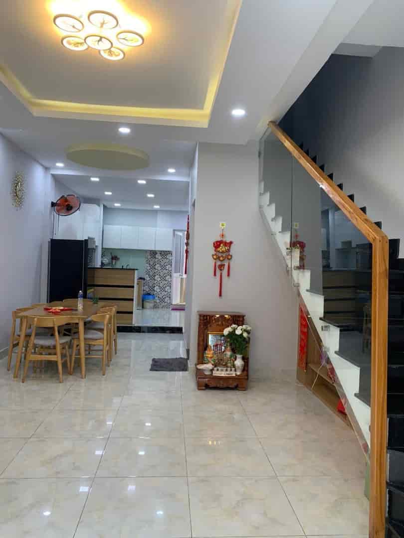 Tô Hiến Thành quận 10, 60m2, 2 tầng mới, có chỉ 6 tỷ