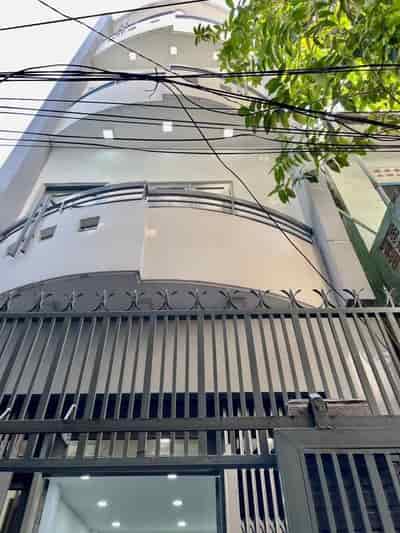 Nhà Võ Văn Tần 4 tầng 4x 10m2, mới, gần đường, giá chỉ 7.2 tỷ