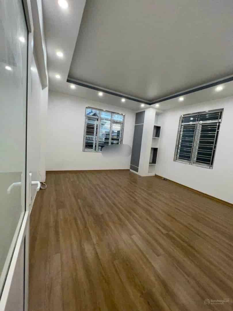 Cho thuê nhà 3 tầng mặt đường Đằng Hải Hải An 45m, 9 tr