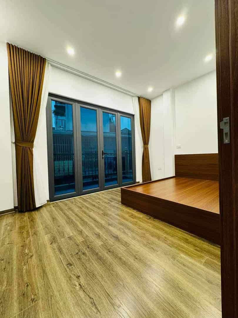 Phân lô Nguyễn Lương Bằng gần hồ điều hòa, 40m2 lô góc, mặt tiền rộng chỉ 5.7 tỷ