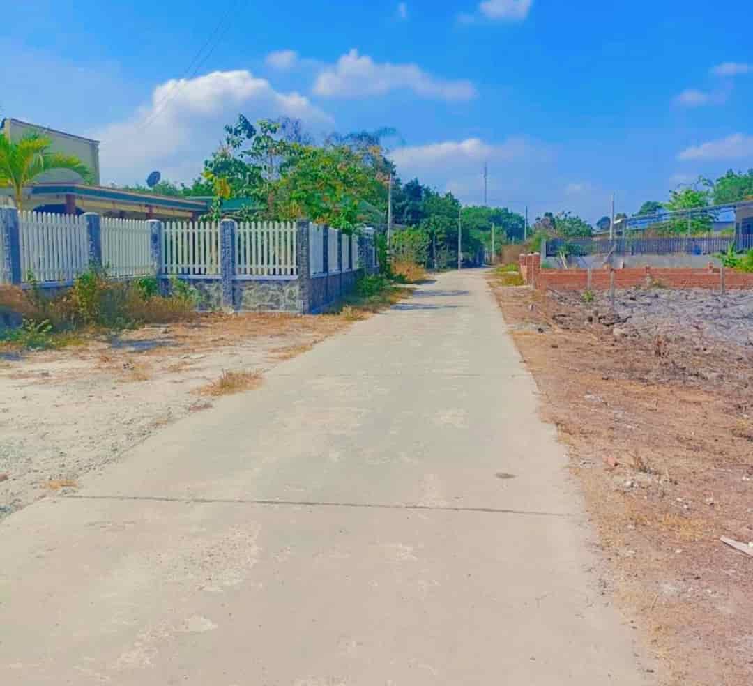 Chủ gửi hơn 500m2 đất Minh Hưng Chơn Thành giá 3xx