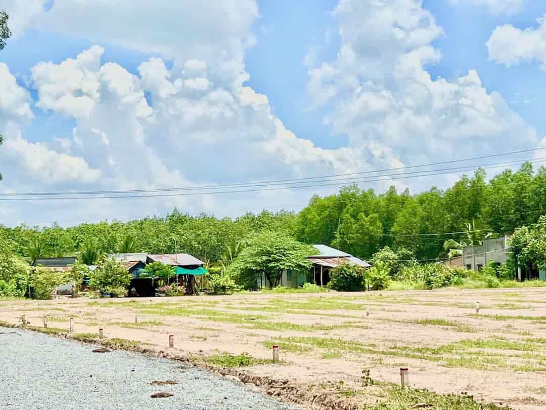 Đất view núi Bà, Tân Hưng, Tây Ninh, hơn 200m2, giá 3xxtr