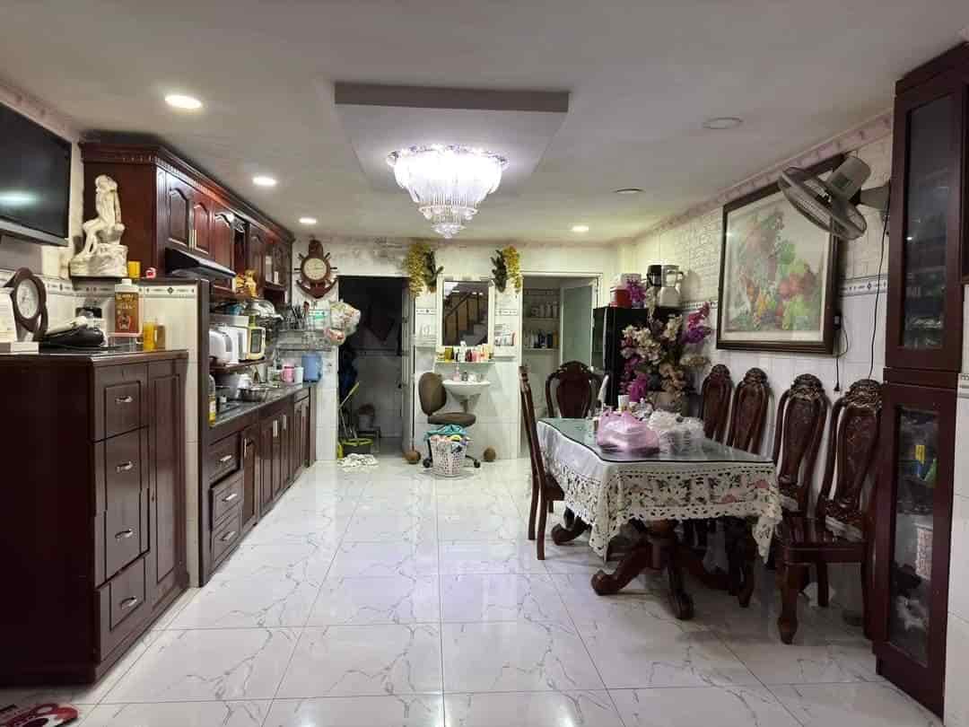 Mặt tiền kinh doanh, Nguyễn Lý, p. Phú Thạnh, Tân Phú, vị trí vip, 74m2, 10.5 tỷ