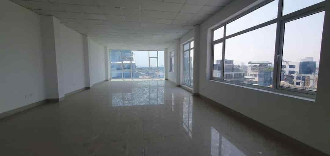 Bán toà nhà lô góc mặt phố Nguyễn Văn Cừ, 148m, 9 tầng, mặt tiền 6.5m, vỉa hè 6m, thông sàn kinh doanh