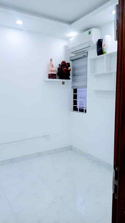Chính chủ cần bán hoặc cho thuê chung cư mini tầng 7 thuộc ngõ 127 Hào Nam
